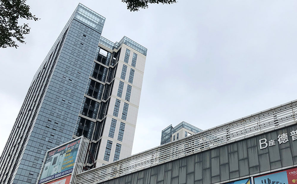 惠州办公楼玻璃幕墙哪家幕墙公司装饰比价好  