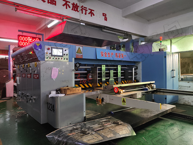 危险品包装的安全门槛：UN纸箱与普通纸箱的合规性差异深度剖析