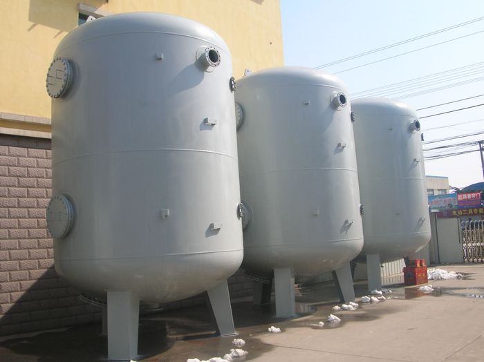 大型活性炭过滤器来自无锡凡宇