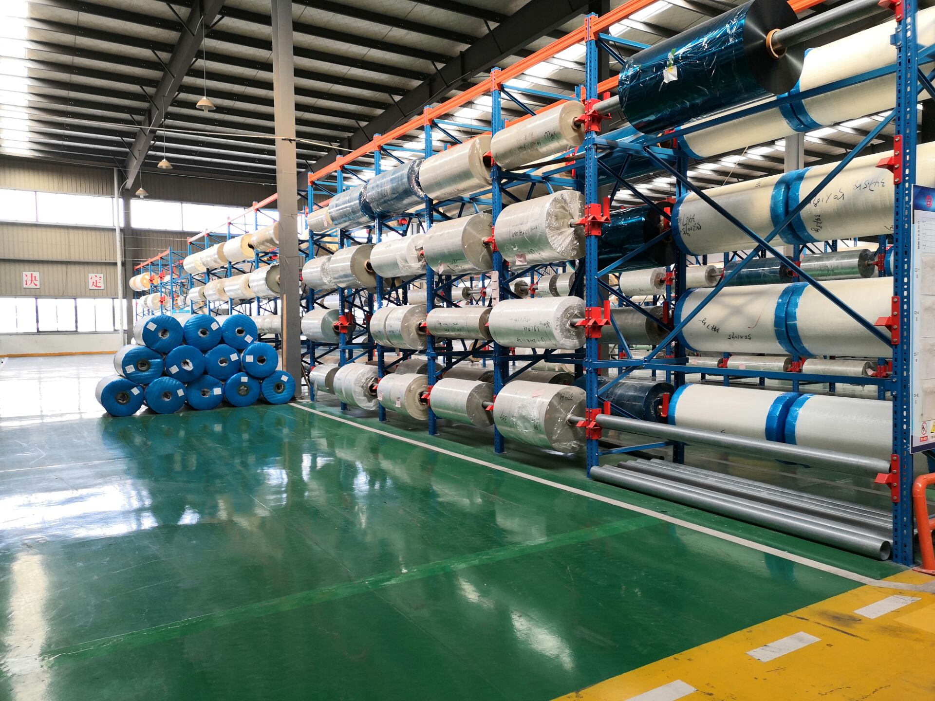 磁控溅射隔热膜真的值得选吗？5年褪色、信号卡顿的坑别踩！