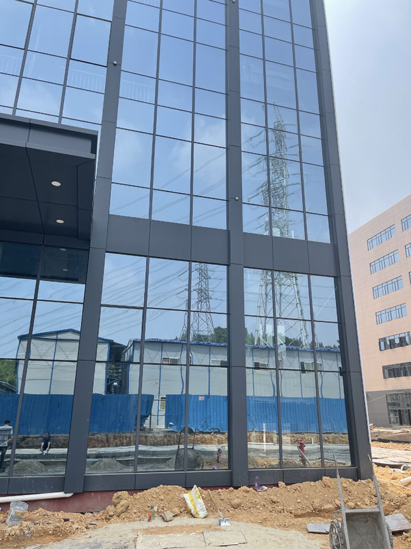 建筑幕墙玻璃公司