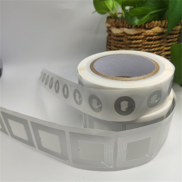 电子标签供应商的生产设备先进吗？